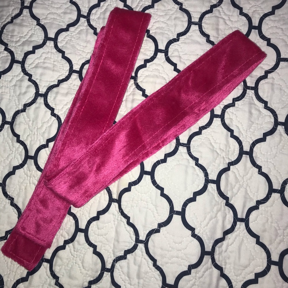 🤍Ulta Fuzzy Bath Robe🤍 - Picture 4 of 4